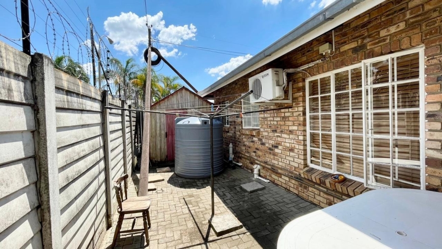 4 Bedroom Property for Sale in Protea Park North West